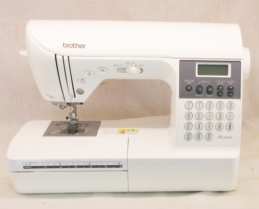 中古・ブラザー　コンピュータミシンBF7000