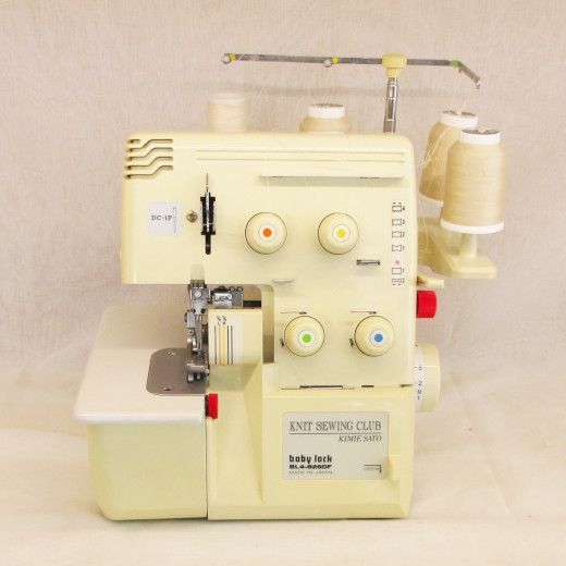 中古・ベビーロック　828DF4本糸